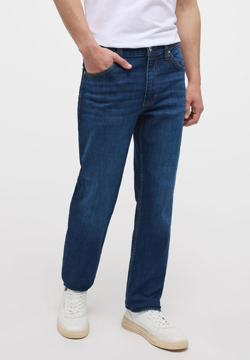 Mustang Men's Tramper Medium Rise Straight Leg Jeans 1013715
